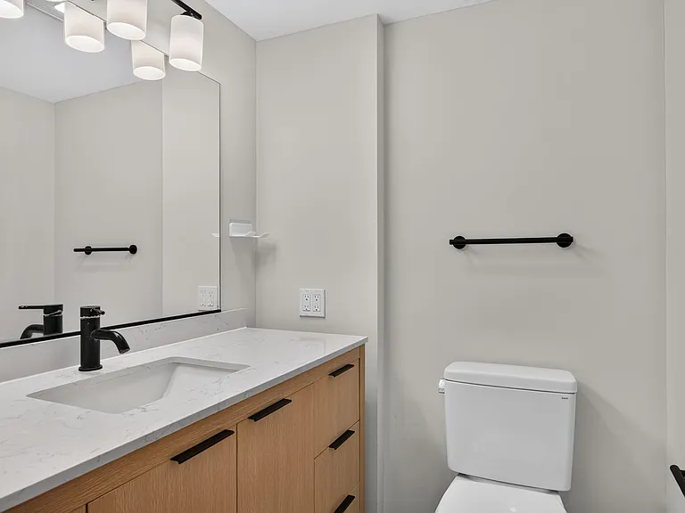 1512 Ashwood Dr — Photo 21