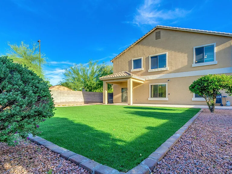 1306 E Birdland Dr — Photo 8