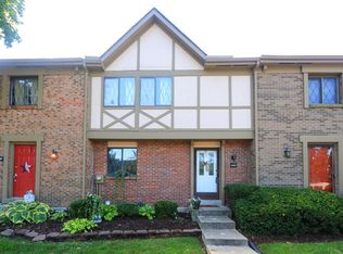 495 Halifax Cir, Cincinnati, OH 45244