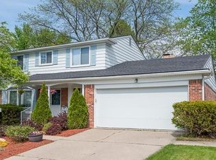 2448 Nixon Rd, Ann Arbor, MI 48105