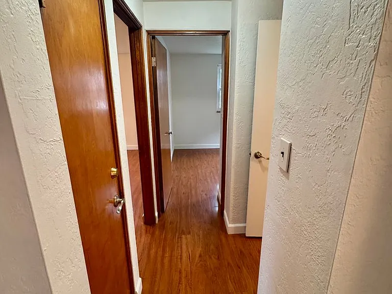 111 W. Steuben Street — Photo 15