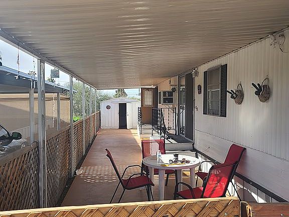 Huge covered porch!