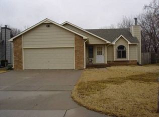 1650 S Red Oaks St, Wichita, KS 67207