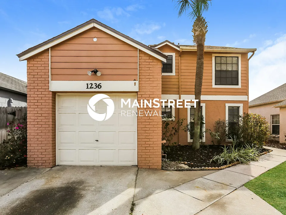 1236 Pin Oak Dr
