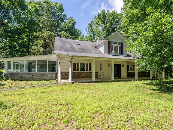 2nd image of 265 Roanoke Creek Rd