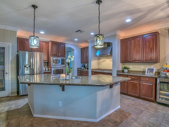 3rd image of 27212 N 65th Dr