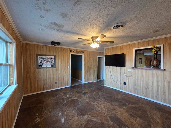 3rd image of 7200 Grand Prairie Rd