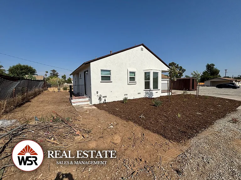 24352 Eucalyptus Ave — Photo 26