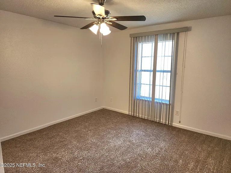2345 W 15th St — Photo 7