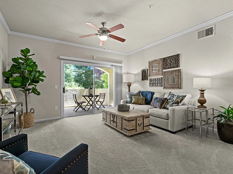Willow Springs Apartments — Photo 15