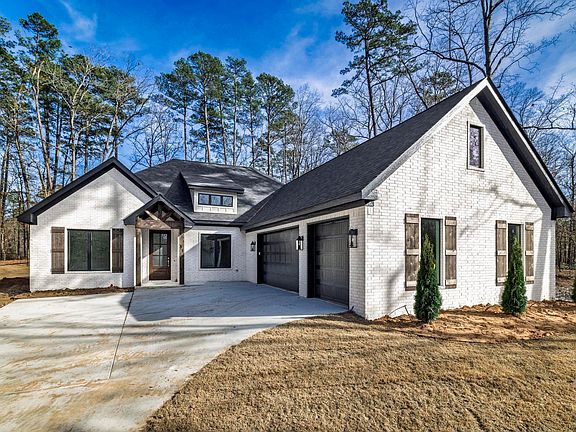 2nd image of 31 Sacedon Way