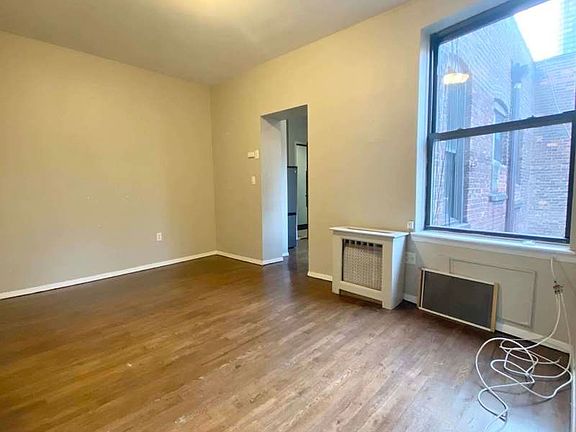 3rd image of 1229 1st Ave #25B