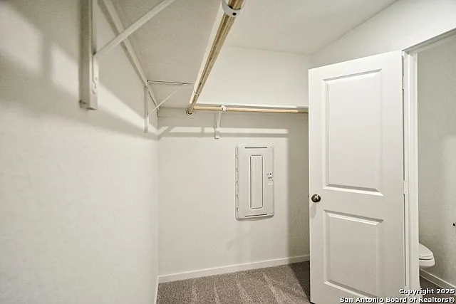 3744 Axis Hl — Photo 14