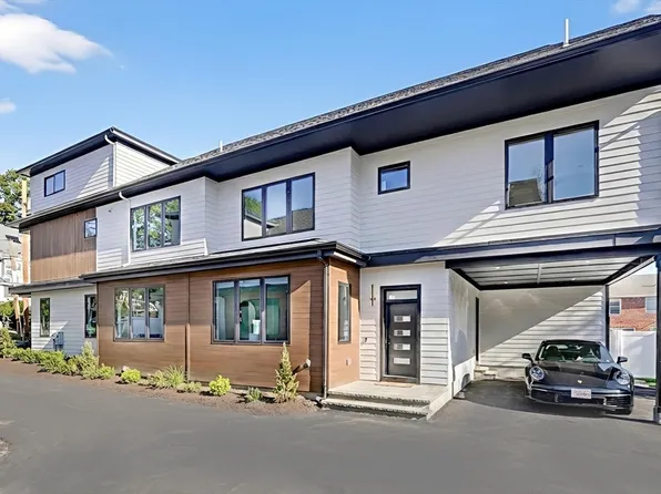 10 Pennsylvania Ave #First, Newton, MA 02464