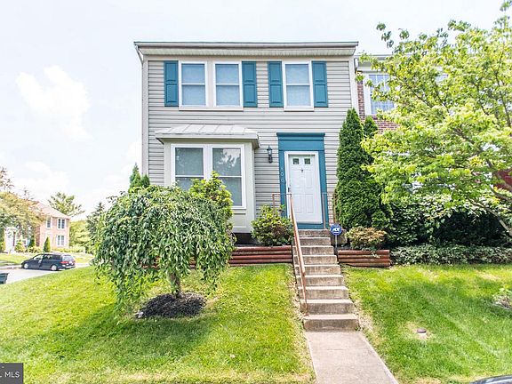 3rd image of 800 Dora Pl