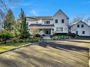 18 Keith Hill Rd, Grafton, MA 01519
