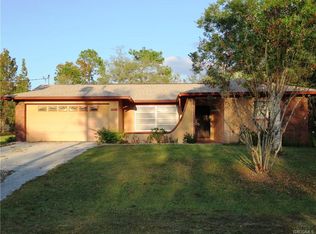 8165 N Ibsen Dr, Citrus Springs, FL 34433