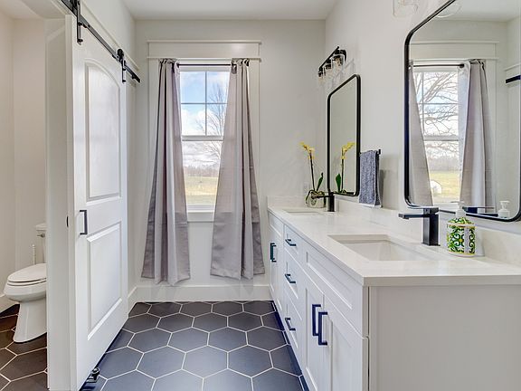 14th image of this home