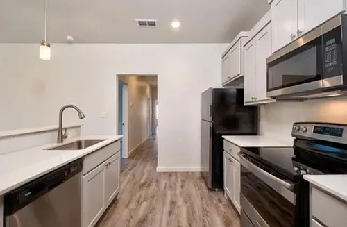 1207 N Evanston Ave Photo 1