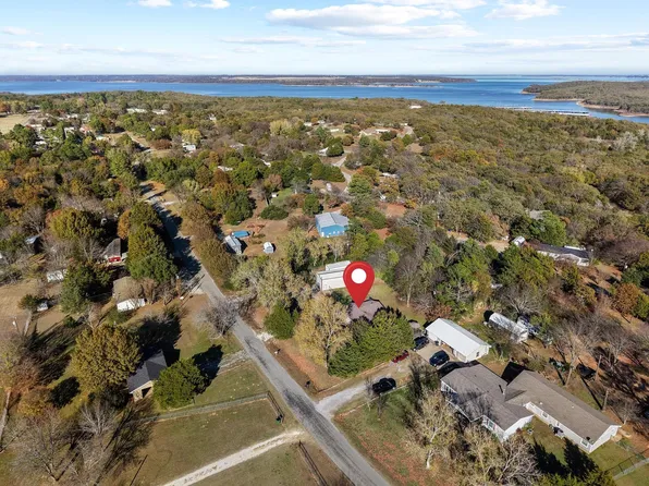 136 Cottonwood Ln, Pottsboro, TX 75076