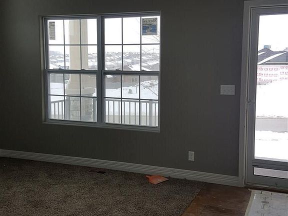4th image of 5369 N 152nd St