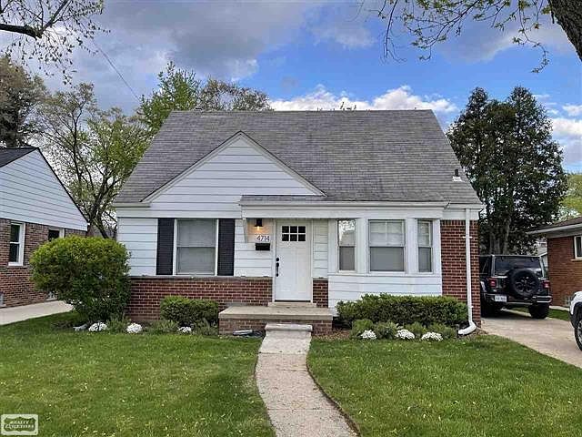 1st image of 4714 Robinwood Ave