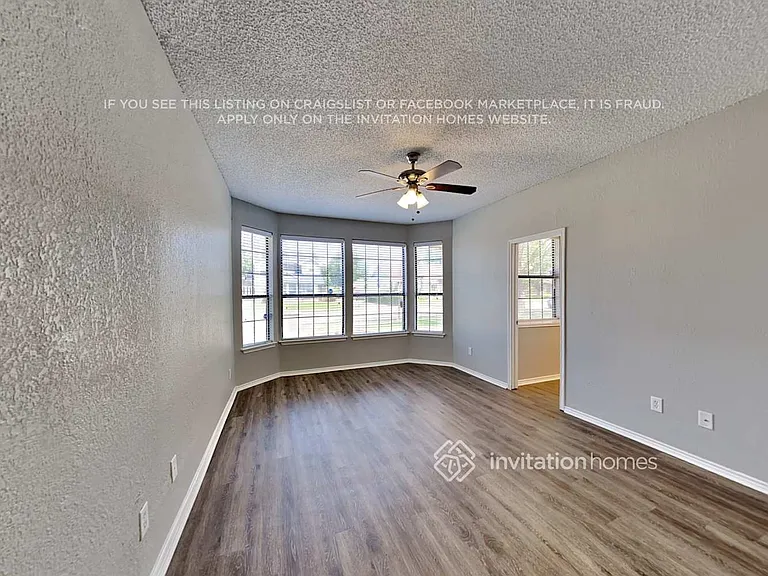 2317 Roanoke Cir — Photo 8