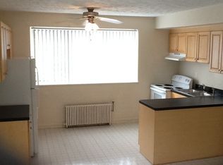 22 Crescent Rd APT F, Greenbelt, MD 20770