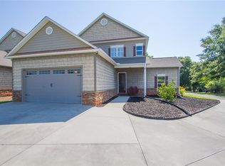 116 Oakview Rd, Townville, SC 29689