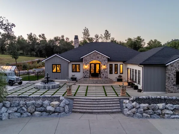 19324 Natalie Way, Redding, CA 96003