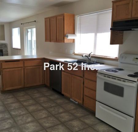 2nd image of 12713 10th Ave E
