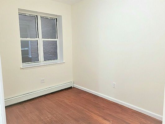5th image of 754 40th St #2C