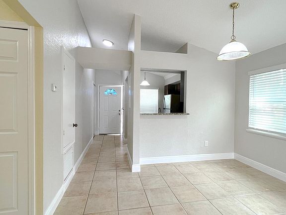4th image of 11614 Shilpa Ct #1