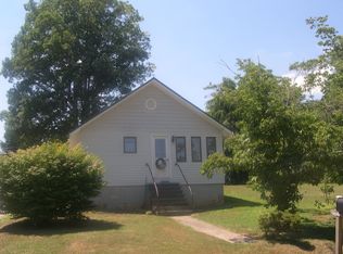 304 Beverly Ave, Hendersonville, NC 28792