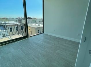 23-55 31st St #5, Astoria, NY 11105