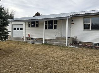 805 N Farnsworth Dr, Idaho Falls, ID 83401