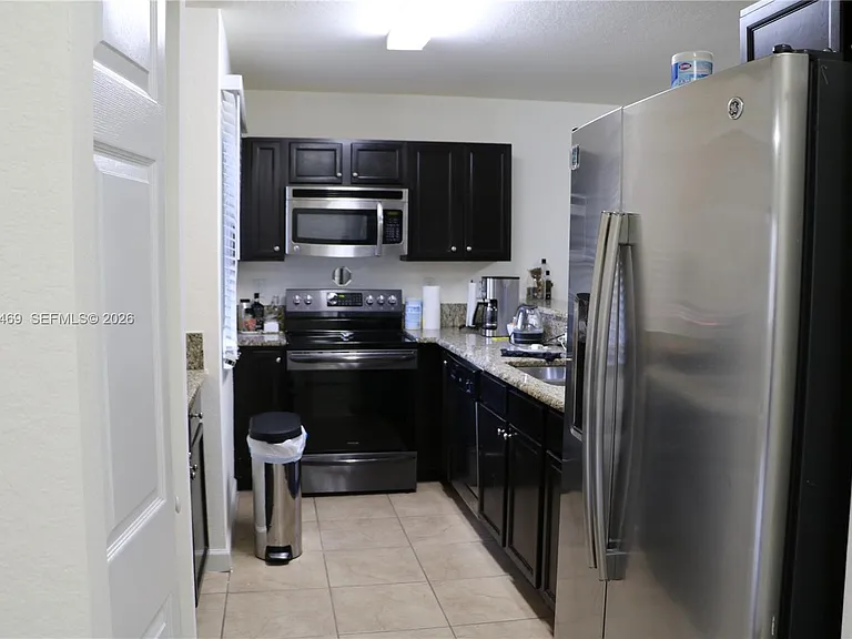 22501 SW 88th Pl #10-25 — Photo 6