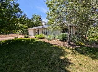 838 Juniper Ln, Fort Collins, CO 80526
