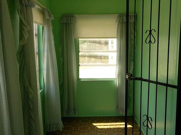 2nd image of 1302 W 32nd St