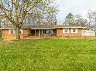 8555 Lochard Rd, Sidney, OH 45365