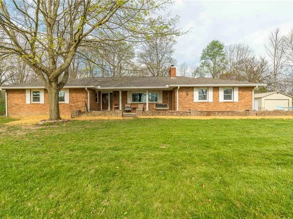 8555 Lochard Rd, Sidney, OH 45365