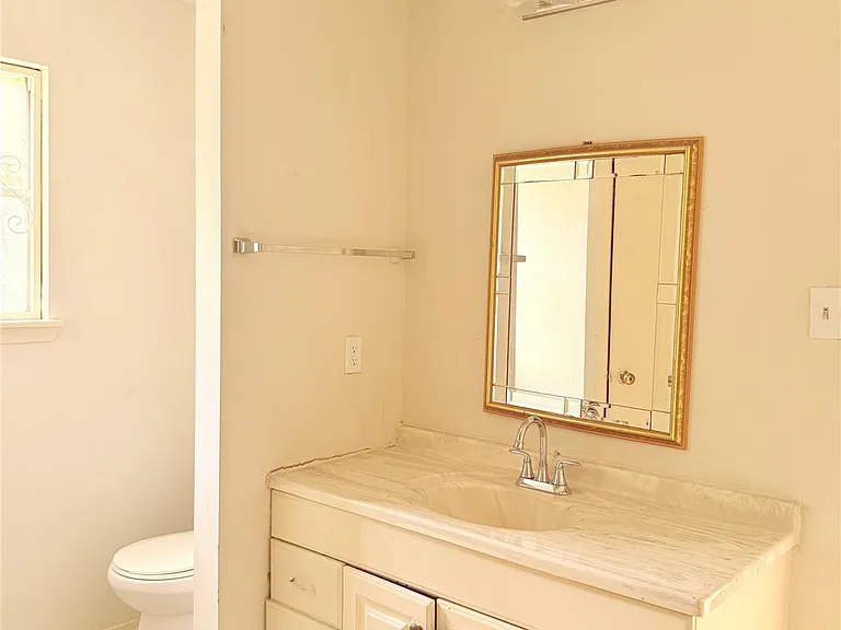 5503 Bridge Forest Dr — Photo 9