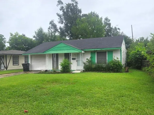 7347 Okinawa Rd, Houston, TX 77033