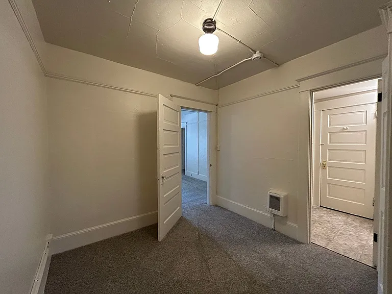 Dover Apartments — Photo 20