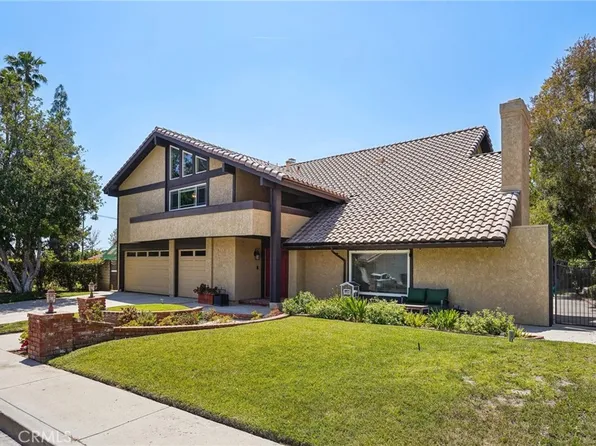 10313 Christine Pl, Chatsworth, CA 91311