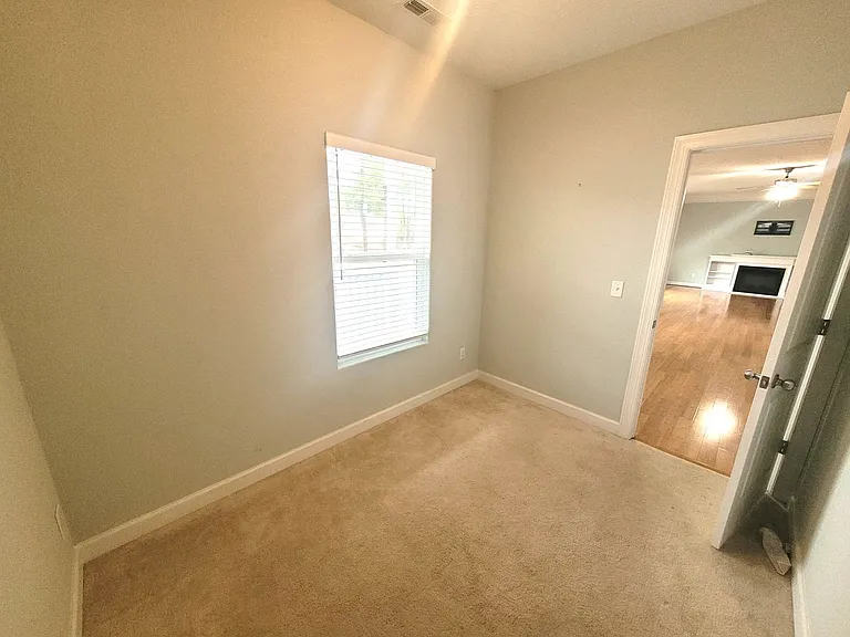 9532 15th Bay St — Photo 28