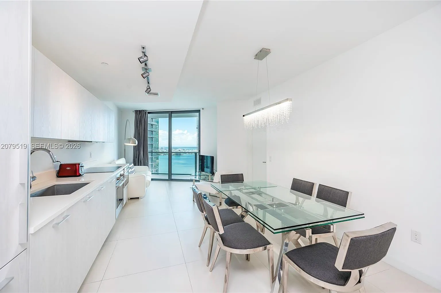 Paraiso Bayviews Condo — Photo 2