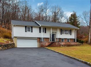 50 Jack Rd, Cortlandt Manor, NY 10567