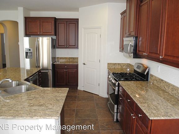 3rd image of 2929 Market St