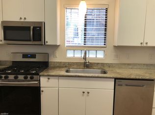 1767 11th St, Oakland, CA 94607